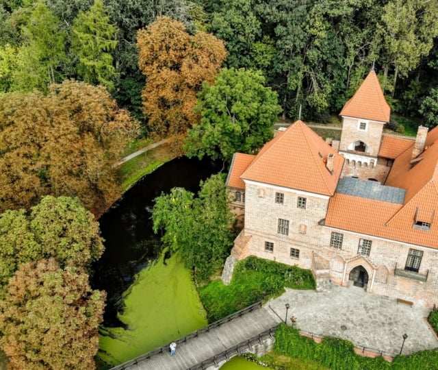 Oporów - castles of the Łódź province